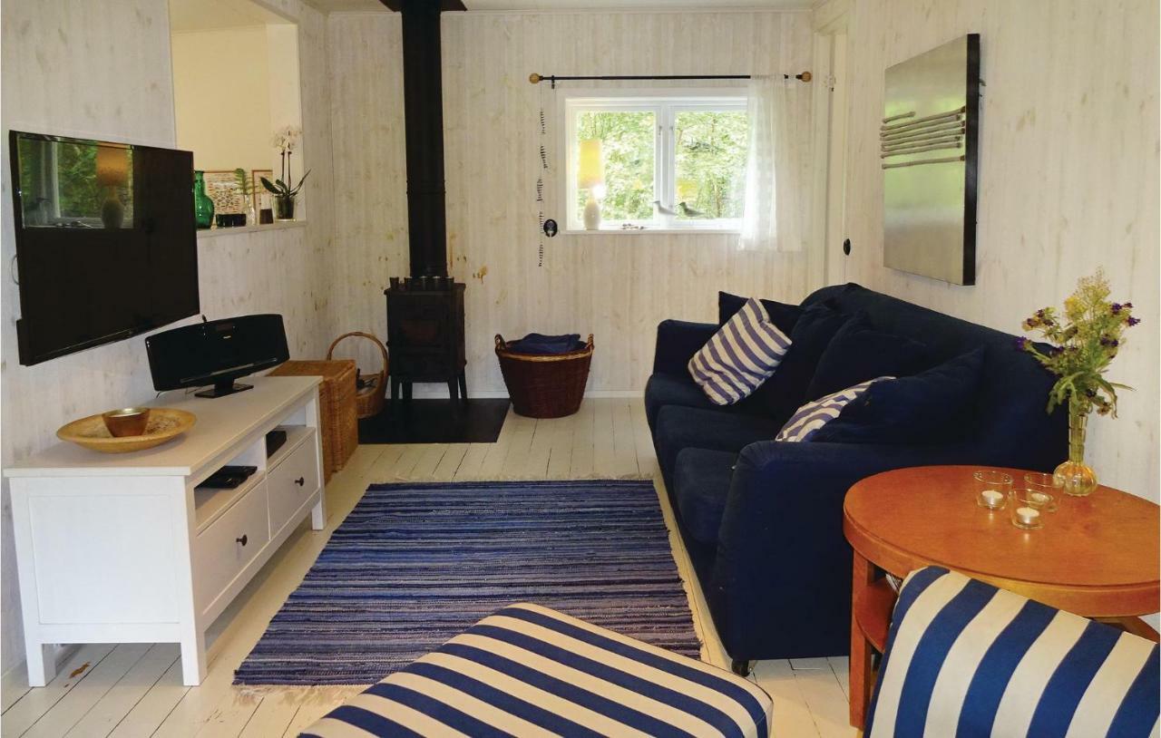 Stunning Home In Yngsjoe With Wifi エクステリア 写真
